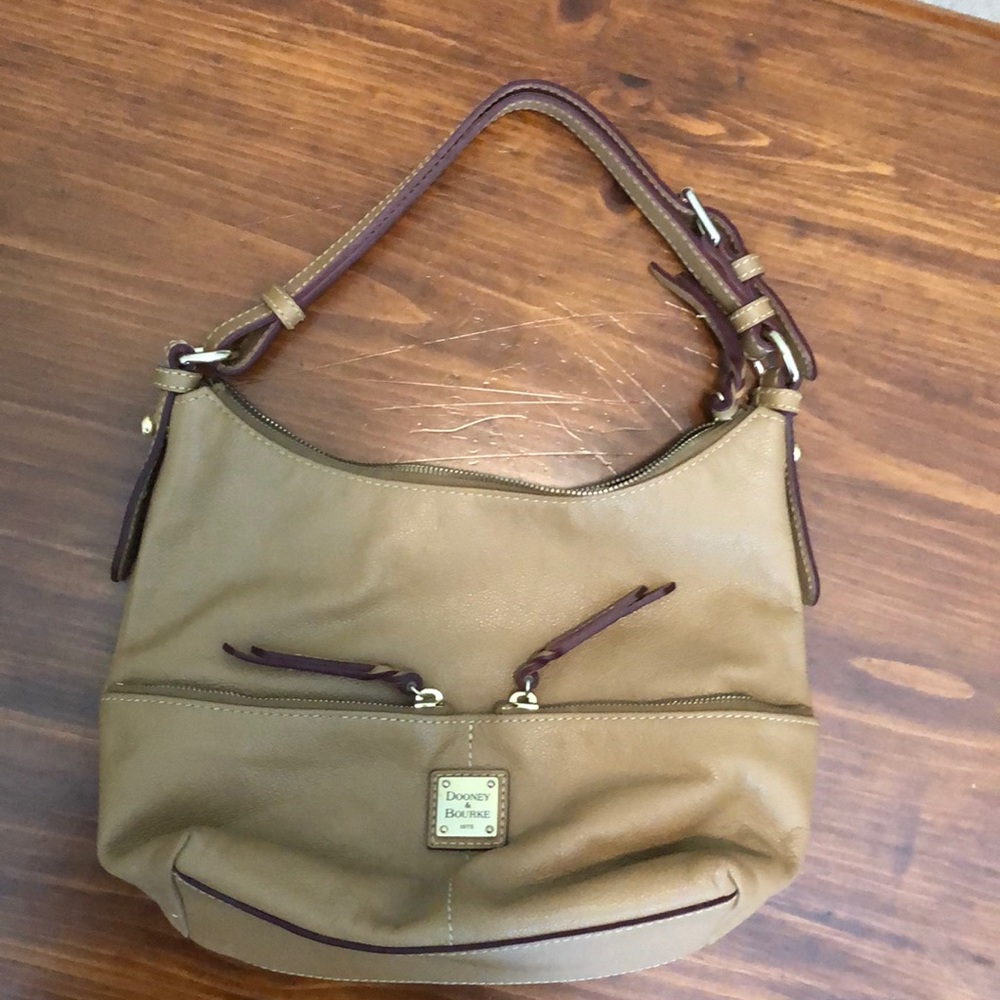 Dooney & Bourke shoulder bag